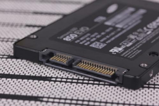 What is a SSD?It is about the little knowledge the of SSDs